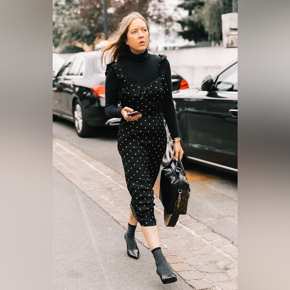 Live show, Love an all Black outfit! How to style black outfits inspiration - Picture 10 of 15